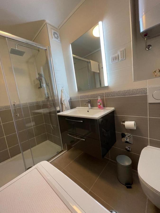 Apartment Tomy Fiume Esterno foto